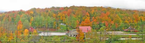 Nice color on Killington Road at the Birch Ridge Inn across the Roaring Brook Valley