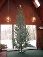 The 2010 Birch Ridge Inn Christmas Tree waiting to be decorated.